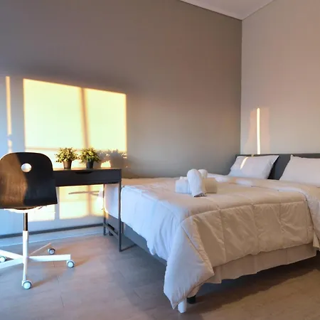 Апартаменты A Minimal Retire At Kypseli With An Amazing View Афины Экстерьер фото